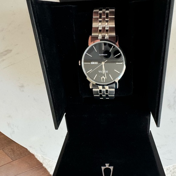 Bulova Classic Automatic New American
Clipper Men's 96C132 - Picture 3 of 11